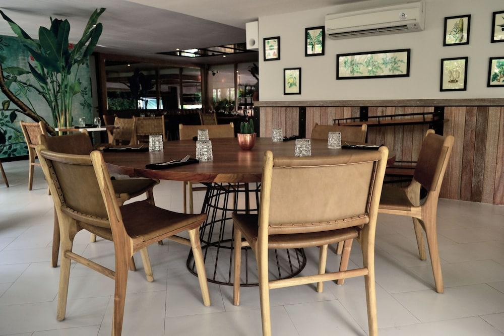 L Hotel Seminyak Εξωτερικό φωτογραφία